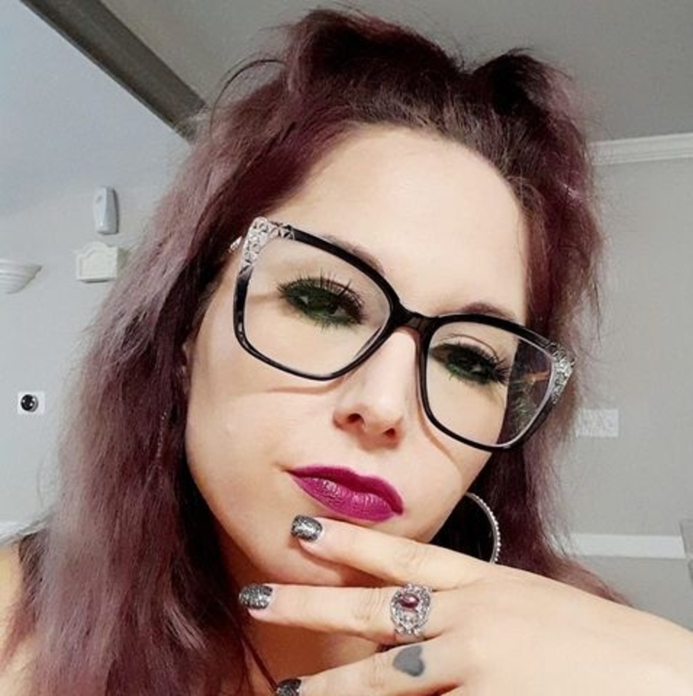 Meet your Posher, Mckenzie